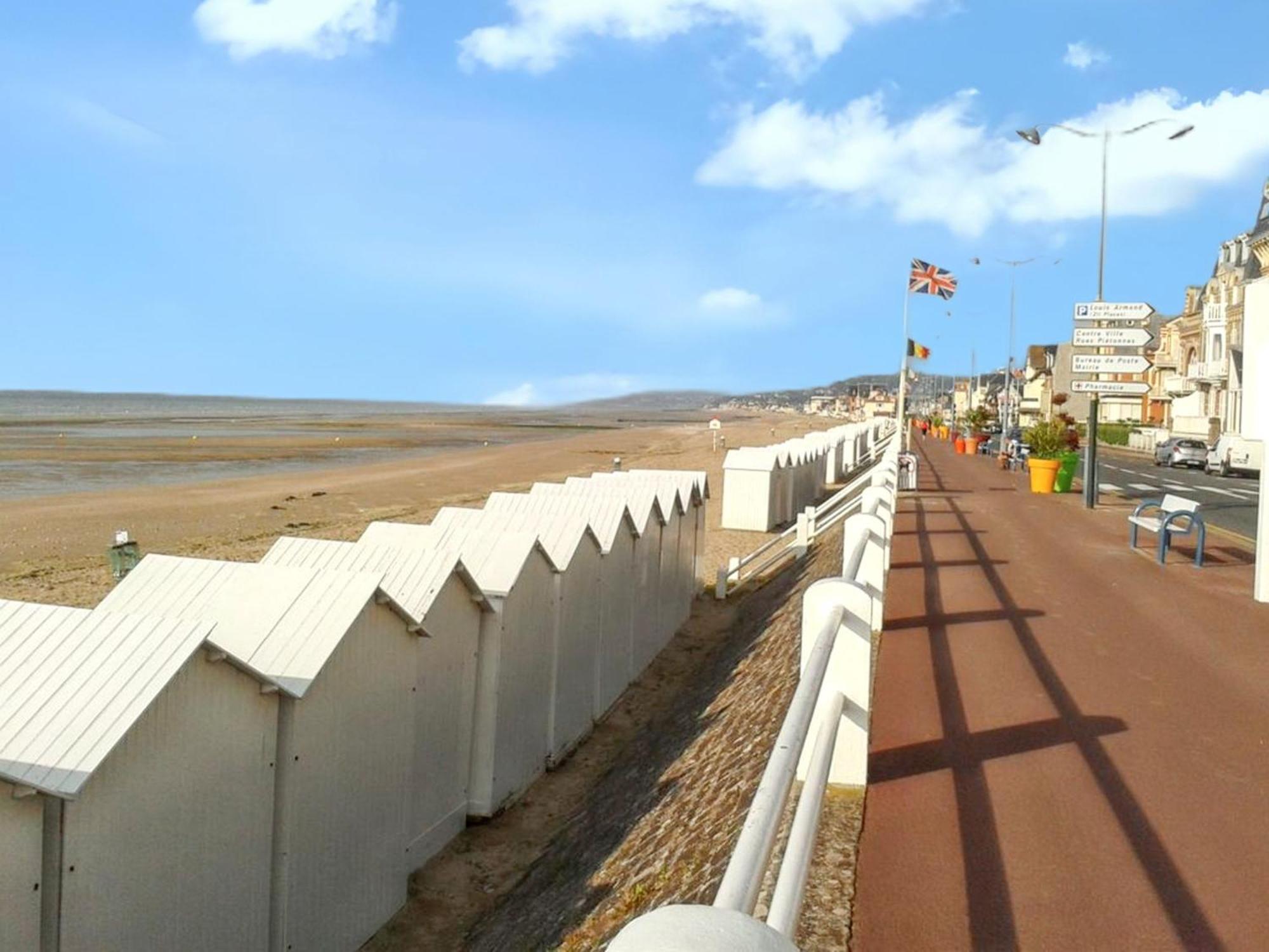 Appartement Charmant A Villers Sur Mer 30 M² Avec Terrasse Luaran gambar