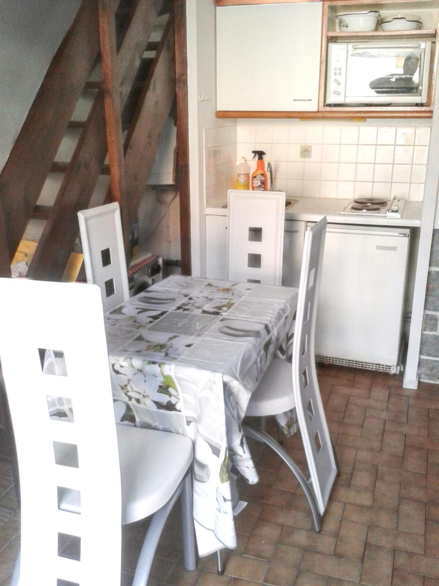 Appartement Charmant A Villers Sur Mer 30 M² Avec Terrasse Luaran gambar